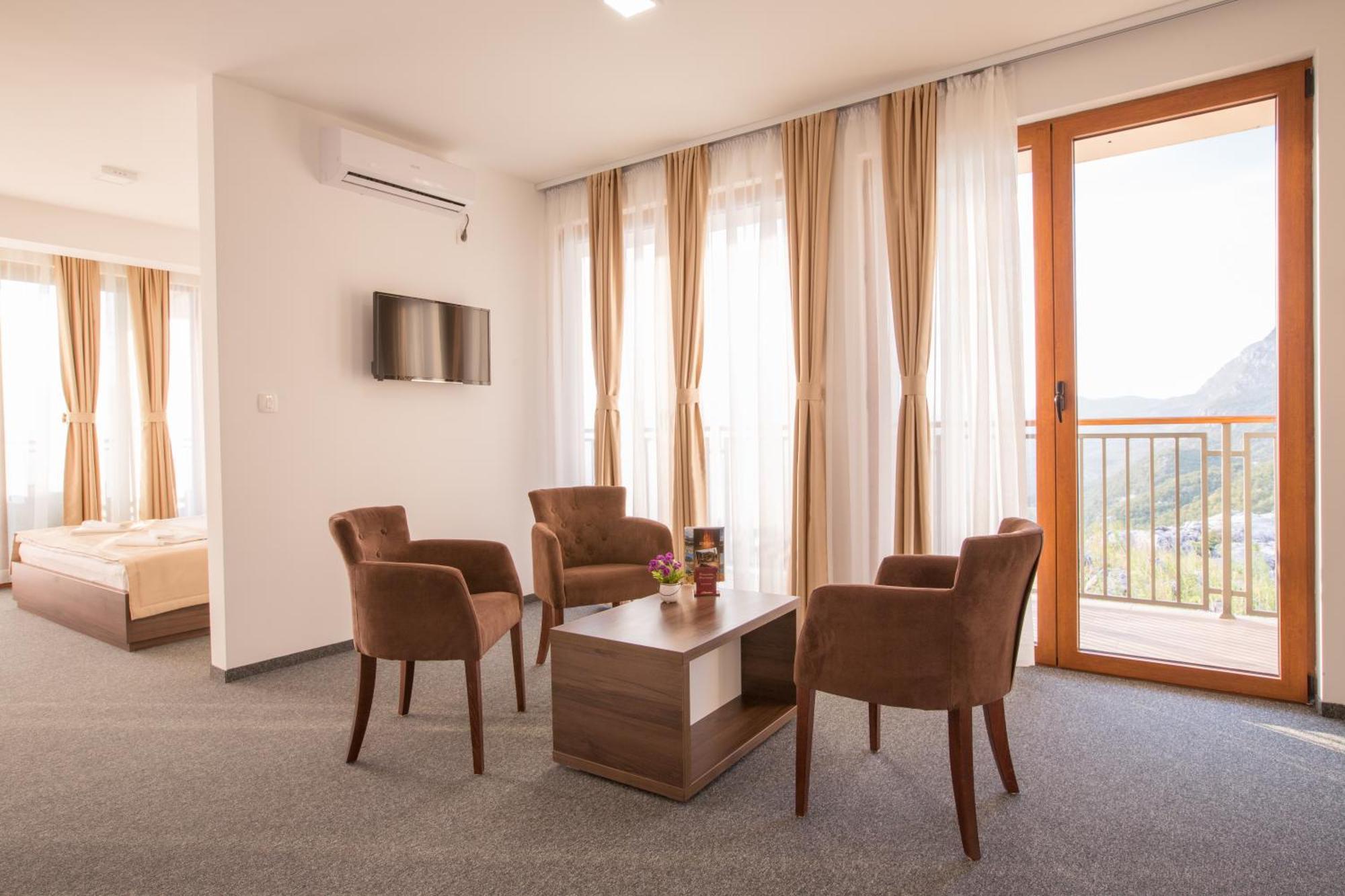 Hotel Sokoline Mandici Rom bilde